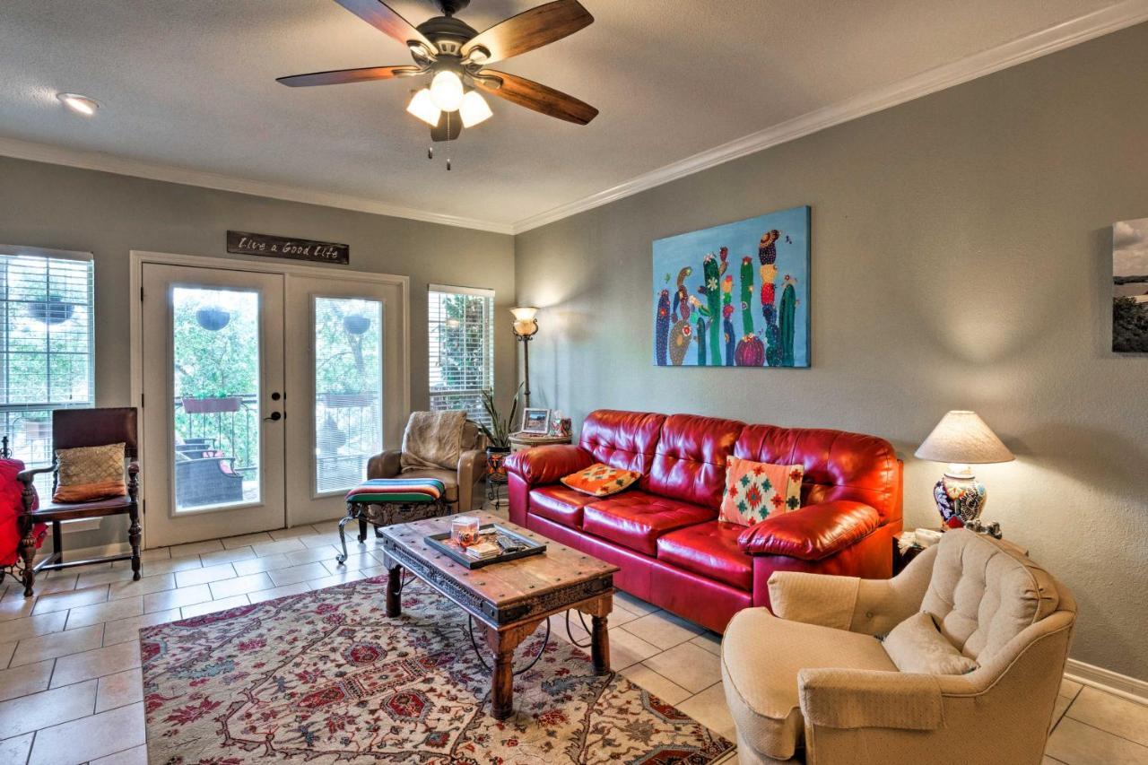 Lakefront Lago Vista Condo With Resort Amenities! 外观 照片